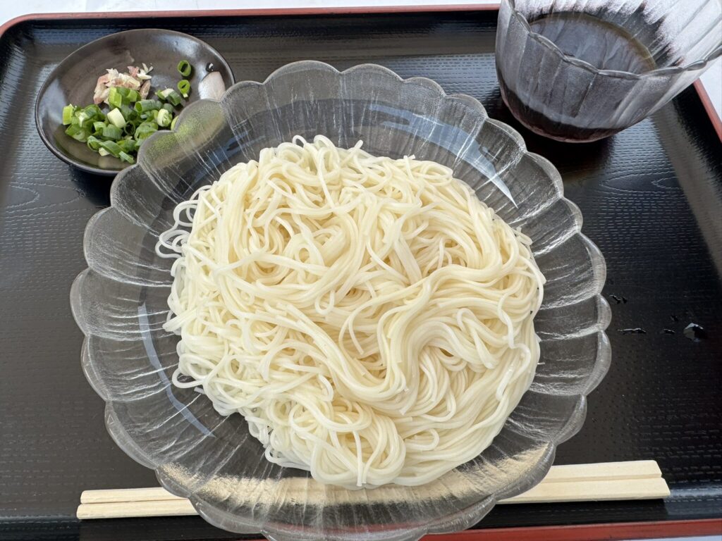 「鮎の里　鳳翩屋」ソーメンの写真