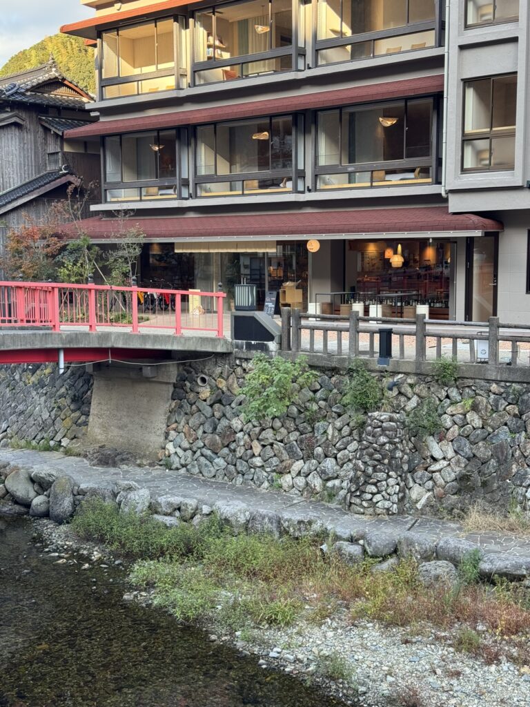 『TARU』店舗外観写真