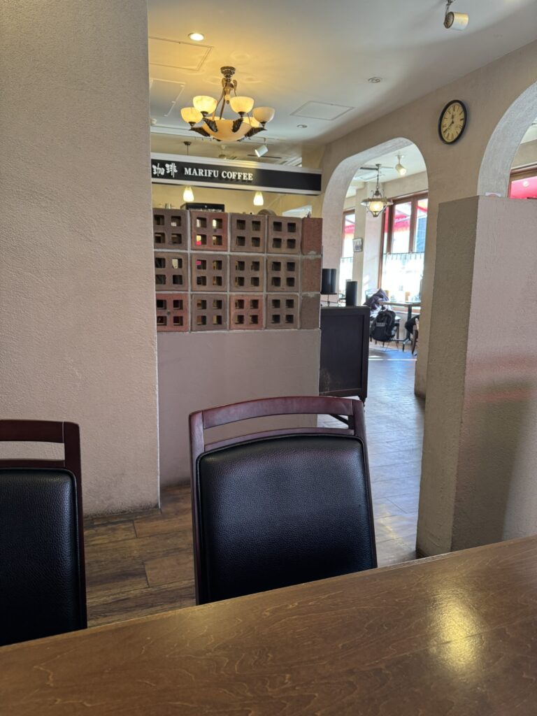 岩国市『麻里布珈琲』店舗内観➁