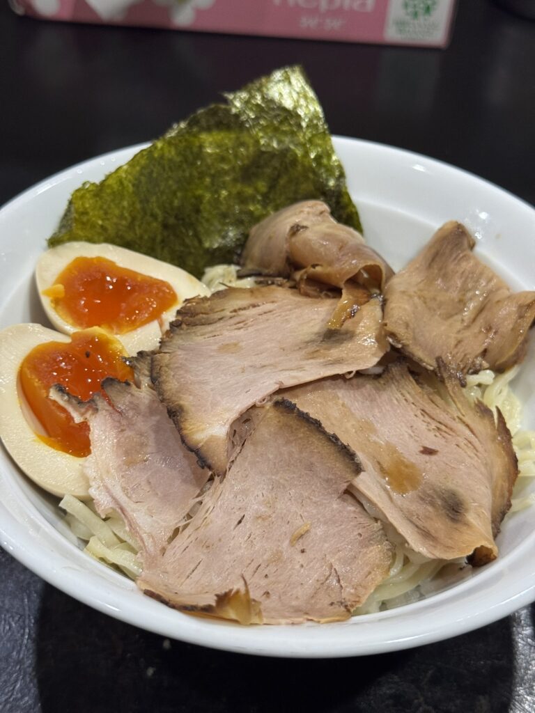 特殊つけ麺の全体写真