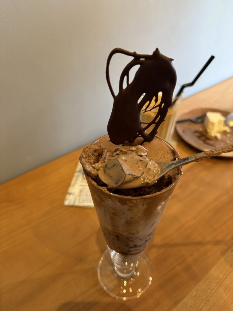 プレミアムショコラパフェのアップの写真