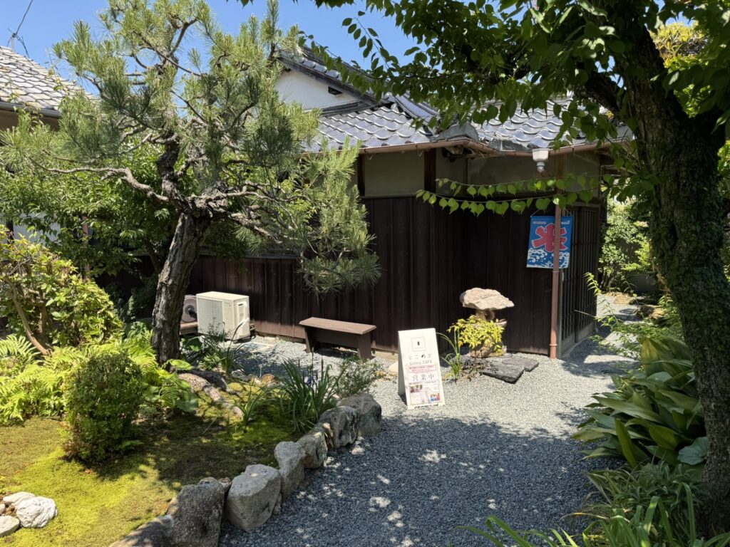 山口県下関市長府『Gallery CAFE とこのま』店舗外観写真