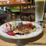 『Gallery CAFE とこのま』自家製ティラミスとほうじ茶ラテの写真