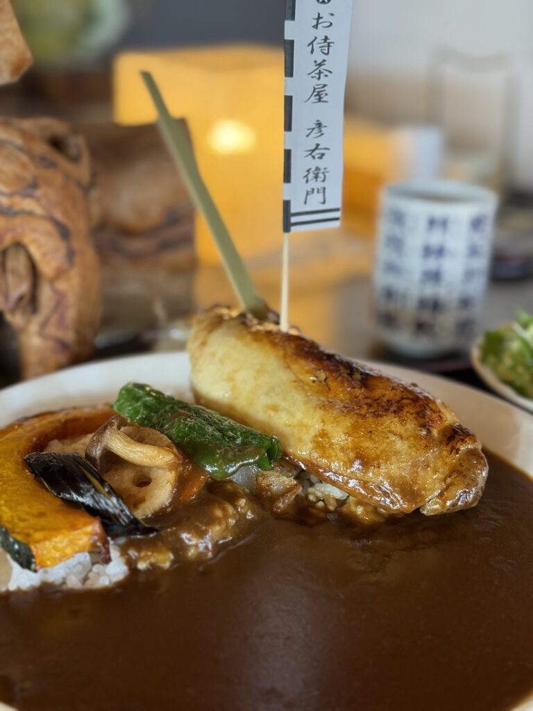 山口県光市『お侍茶屋 彦右衛門 光店』ちどり足カレーの写真
