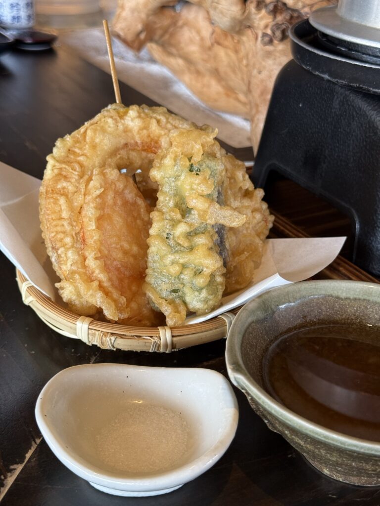 山口県光市『お侍茶屋 彦右衛門 光店』天ぷらのアップの写真