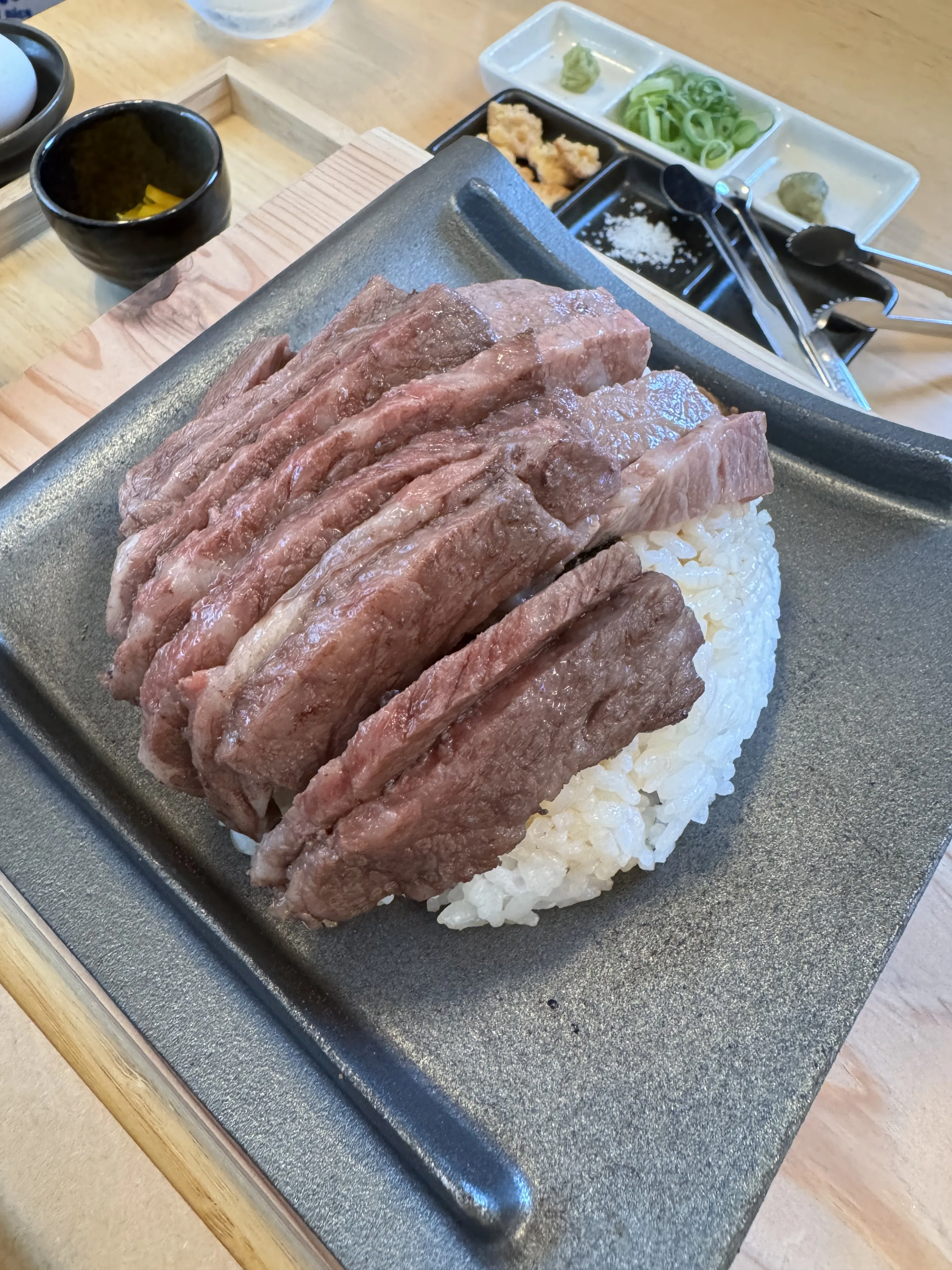 山口県防府市『牛牛×米米』黒毛和牛上ひつまぶし膳（希少部位）