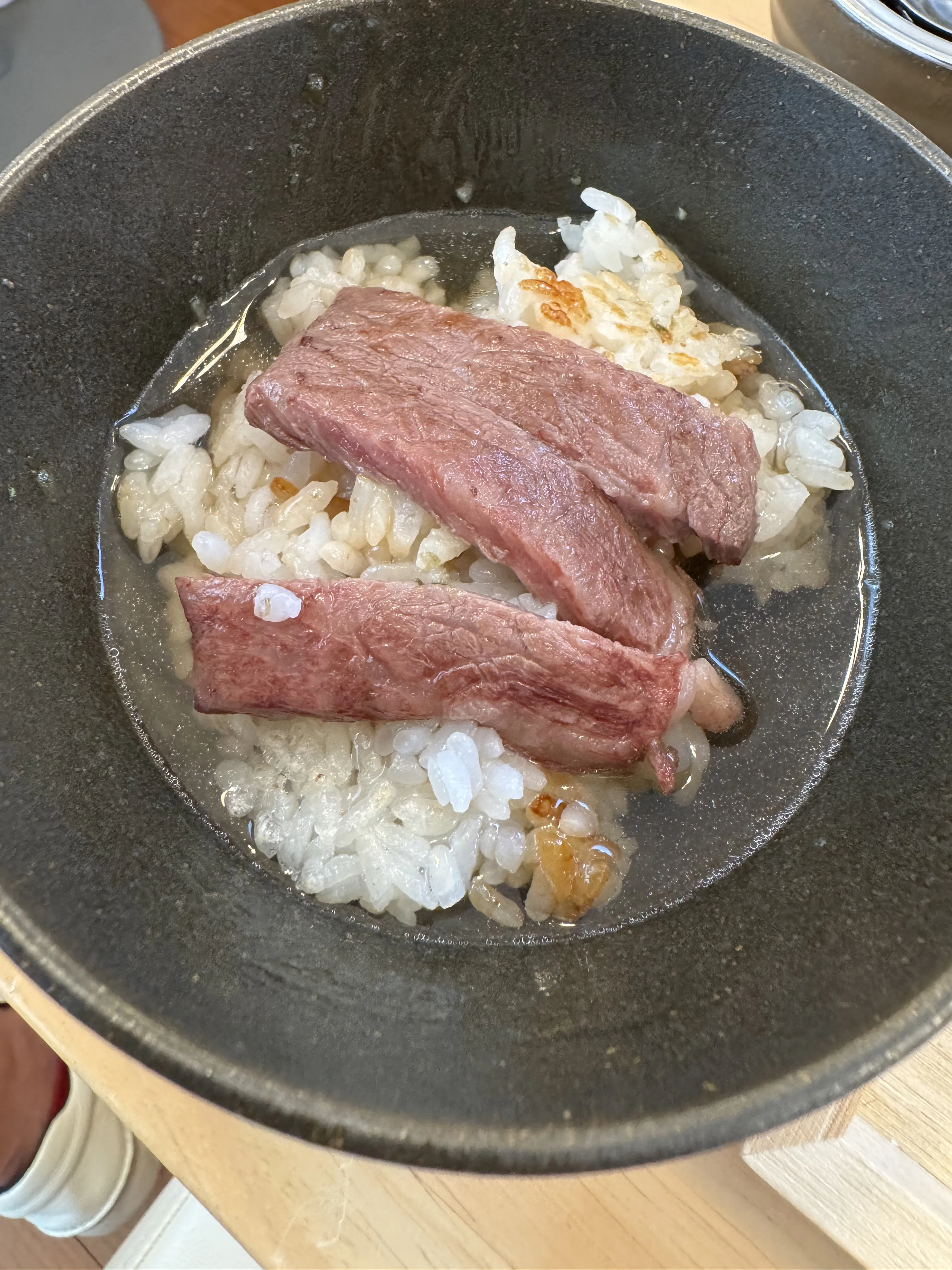 山口県防府市『牛牛×米米』出汁をかけたアップ