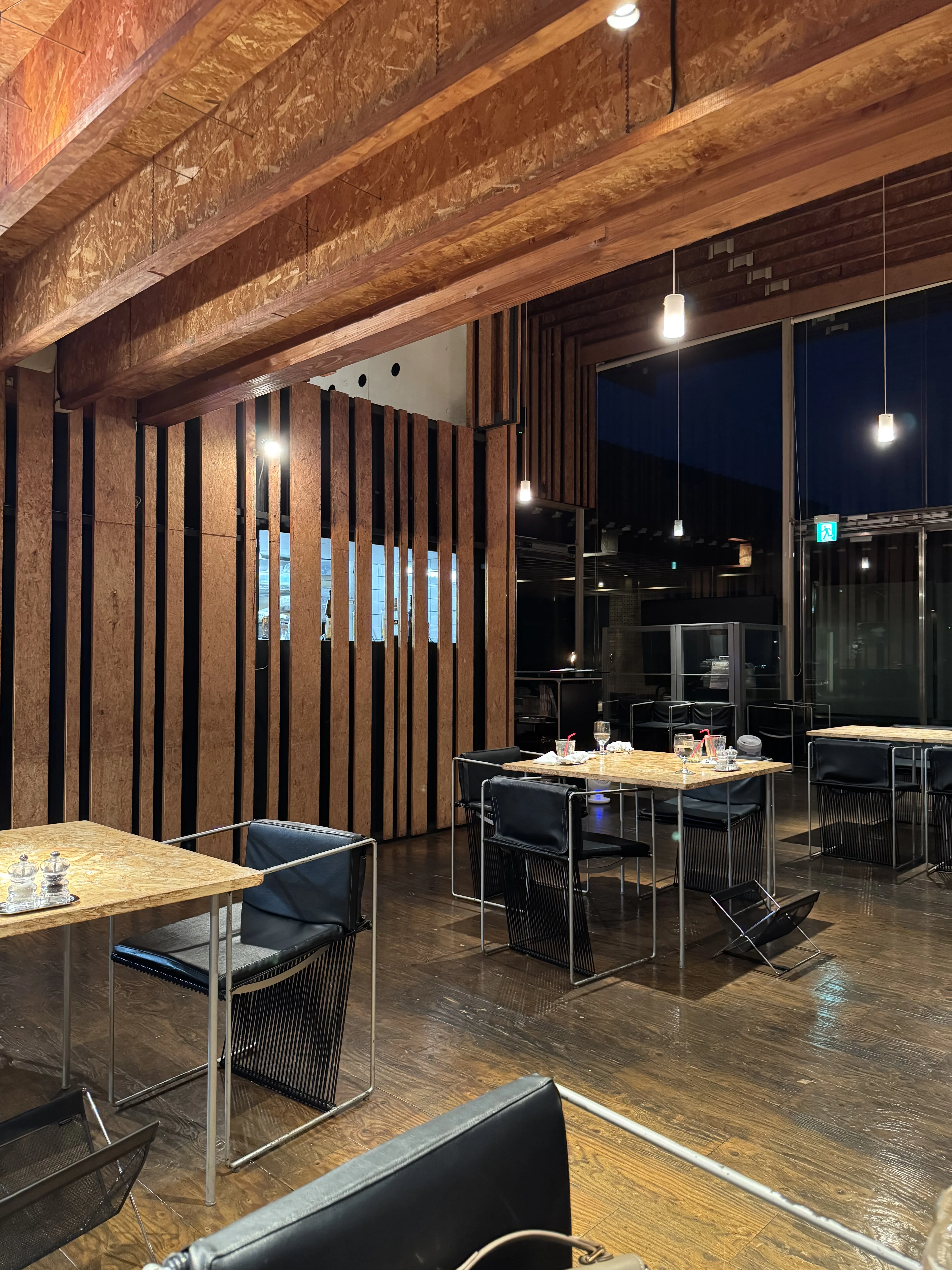 山口県山陽小野田市『ソル・ポニエンテ』店舗内観