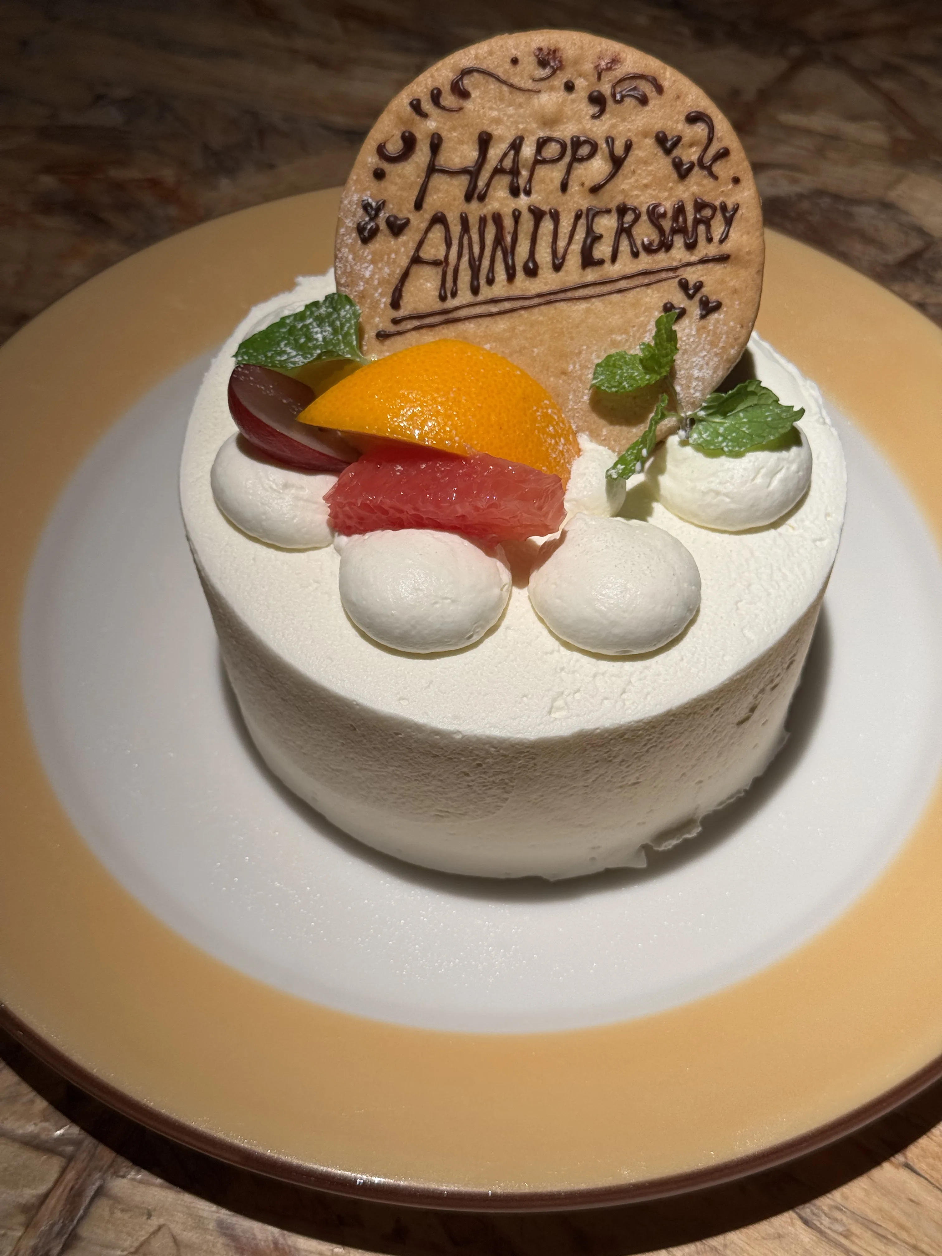 『ソル・ポニエンテ』柑橘のショートケーキ（アニバーサリーケーキ）